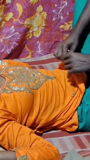 Stunning moment from &quot;Malik Ne naukrani ko Akele Kamre Mein Chut Chud&quot;