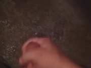 Hombre haciéndose la paja