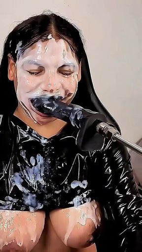 Extreme Facial, Huge Natural Curves and Glossy Latex