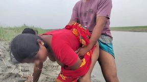 Boudi Fuck Beside A River - Indian Sex