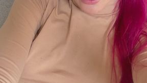 Red head Wit big tits smoking