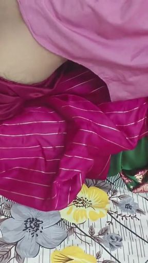 Patni Ke Office Jan ke Baad Pati Ne Nokrani Ko Jabardast   Clip 1