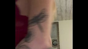 Strip dans ma nuisette rouge