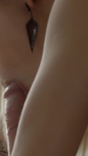 Romantic Sex Leads to Passionate Anal with Girlfriend Ria Sunn
