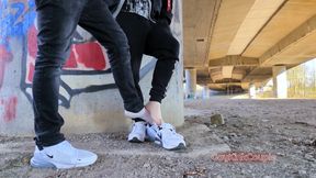 Sharing Nike Air Max Sneaker 5