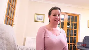 Stepson gets his stepsis' tit job and cock sucked by hot British MILF