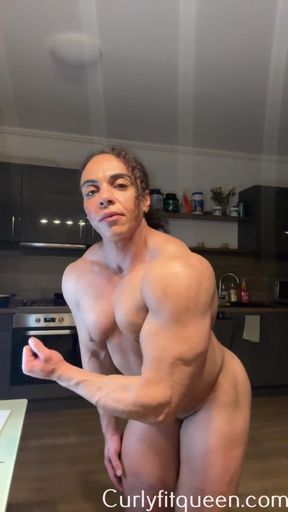 Who could resist to this muscular body