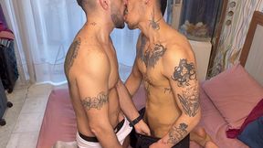 voyeur: mi mejor amigo me encuentra follando con su novio y comienza a grabar mientras uso su delicioso culo hasta correrme!