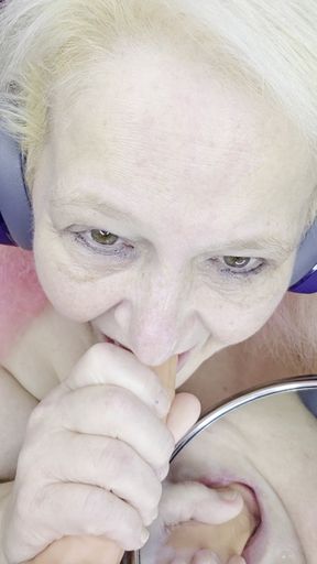 Facial Fuck in the Truck Lot Lizard