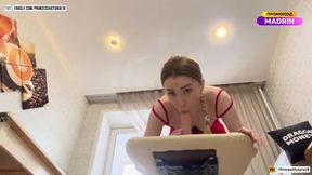 Redhead's Athletic Body Gets Vibrator Orgasm