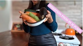 A salad inside my pussy