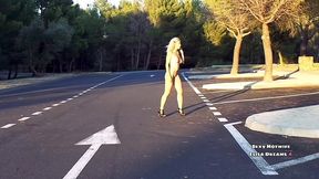 video 491nue en public et sucant la queue du cocu sur l autoroute ...