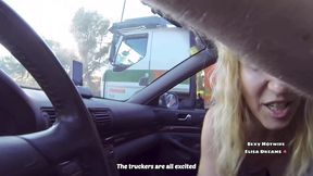 video 491nue en public et sucant la queue du cocu sur l autoroute ...