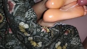 Shooting my load all over Hola's beautiful oily soles