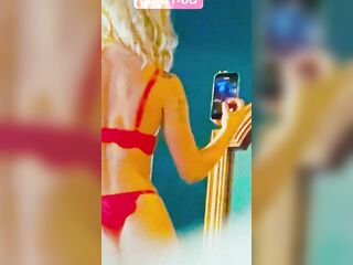 Emma Rosie Time Freeze - Petite Hot Golden-haired