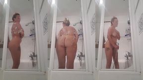 23 contre la vitre je m excite !contre la vitre je me frotte, ca glisse, mmmhh...