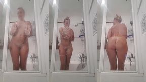 23 contre la vitre je m excite !contre la vitre je me frotte, ca glisse, mmmhh...