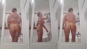 23 contre la vitre je m excite !contre la vitre je me frotte, ca glisse, mmmhh...