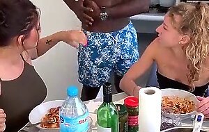 Awesome threesome in ibiza with 3 hot french girls