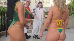 sheik arabe ficou louco por mim e pela minha amiga gostosa * ele e o guia foderam ate nosso cuzinho