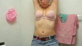 Sister's slutty chubby girl friend gives webcam solo in bathroom