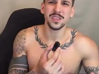 Hot fit dude and his musky armpits