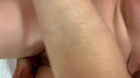 hotel manager extra service i cum on face while she talking phone with boyfriend