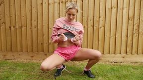CIU663 - Bex White – working out outside