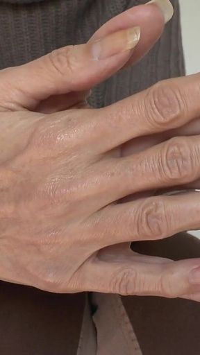 Natural Long Fingernails, Middle Finger, and Finger Snapping, JOI, Lady Victoria Valente