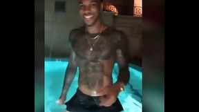Ain'_t this Sagger BOOTY Beautiful