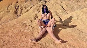 Banged a Thick Exotic Dancer Like a Filthy Slut Under the Blazing Desert Sun – Aaroon Mush & Alejandra Palacios