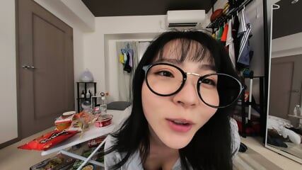 A day with cute glasses girl - Meguri Minoshima (3)