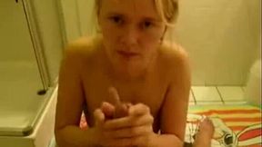 Amateur light haired slender chick provided me with nice handjob