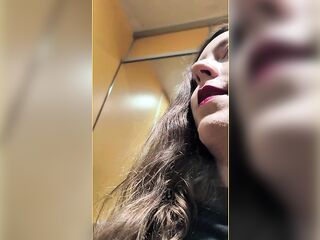 We get stuck in the elevator in advance of gonna a kink party - VLOG