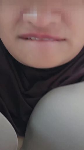 Let&#039;s do Something Fun, Sex With My Hijab Step Sister Tight Pussy in Car  - Minokiiko   Clip 1