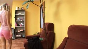 Stepdaughter Craves Blowing Horny&#x1F975; Dad's Dick&#x1F346; & Getting Filled