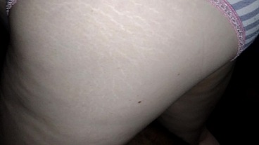 Amante da esposa fodendo e humilhando marido corno