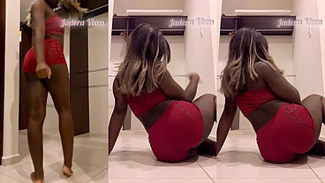 Goddess Jadera Vixen Does a Butt Workout!