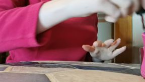 fétichisme sexuel pour les mains, imagine ta bite dans mes mains manucurer frôlant ta bite de mes ongles  
sexual hand fetish, imagine your cock