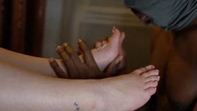 Footworship & footgagging with my sub