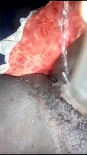 She Uses Bottle to Masturbate,she Squirts and Had Orgasm