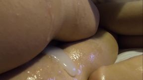 Watch This Huge Creampie Pouring From My Pussy