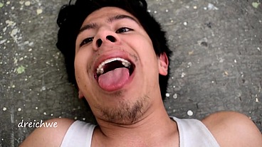 Tongue game on the terrace