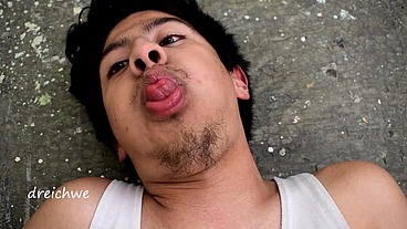 Tongue game on the terrace