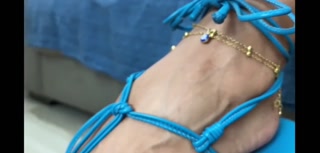 PREV Kiffa Foot exibicionism and Foot tease with her sexy blue sandals and blue nails FOOT WORSHIP