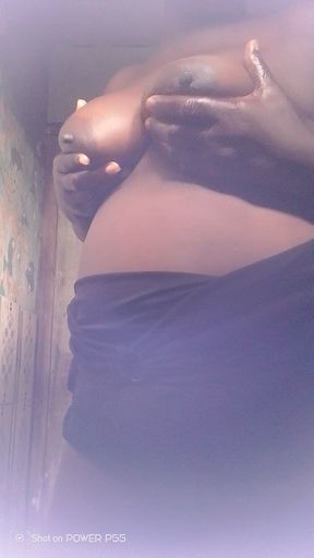 African Slay Queen Moment of entancy