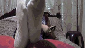 Severe itching and smell of my smelly socks and feet mp4