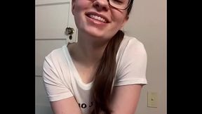 Morrita bailando a sentones