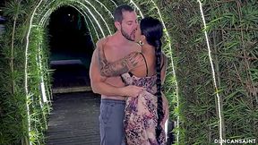 Ass eating whore hooks up on the rooftop with random guy