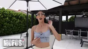 Sona Bella Gets Some Warm Spunk On Her Face From JMac As A Token Of His Appreciation For Her Hard Work - MOFOS